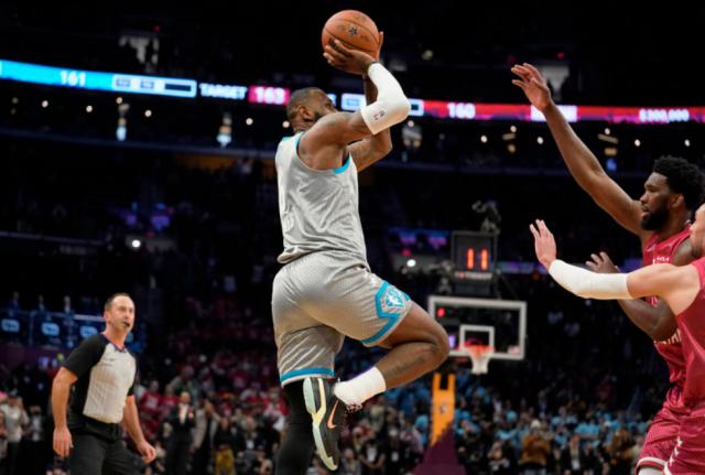 kaiyun-【现场】库里AMVP老詹绝杀！疫情下的全明星仍创纪录