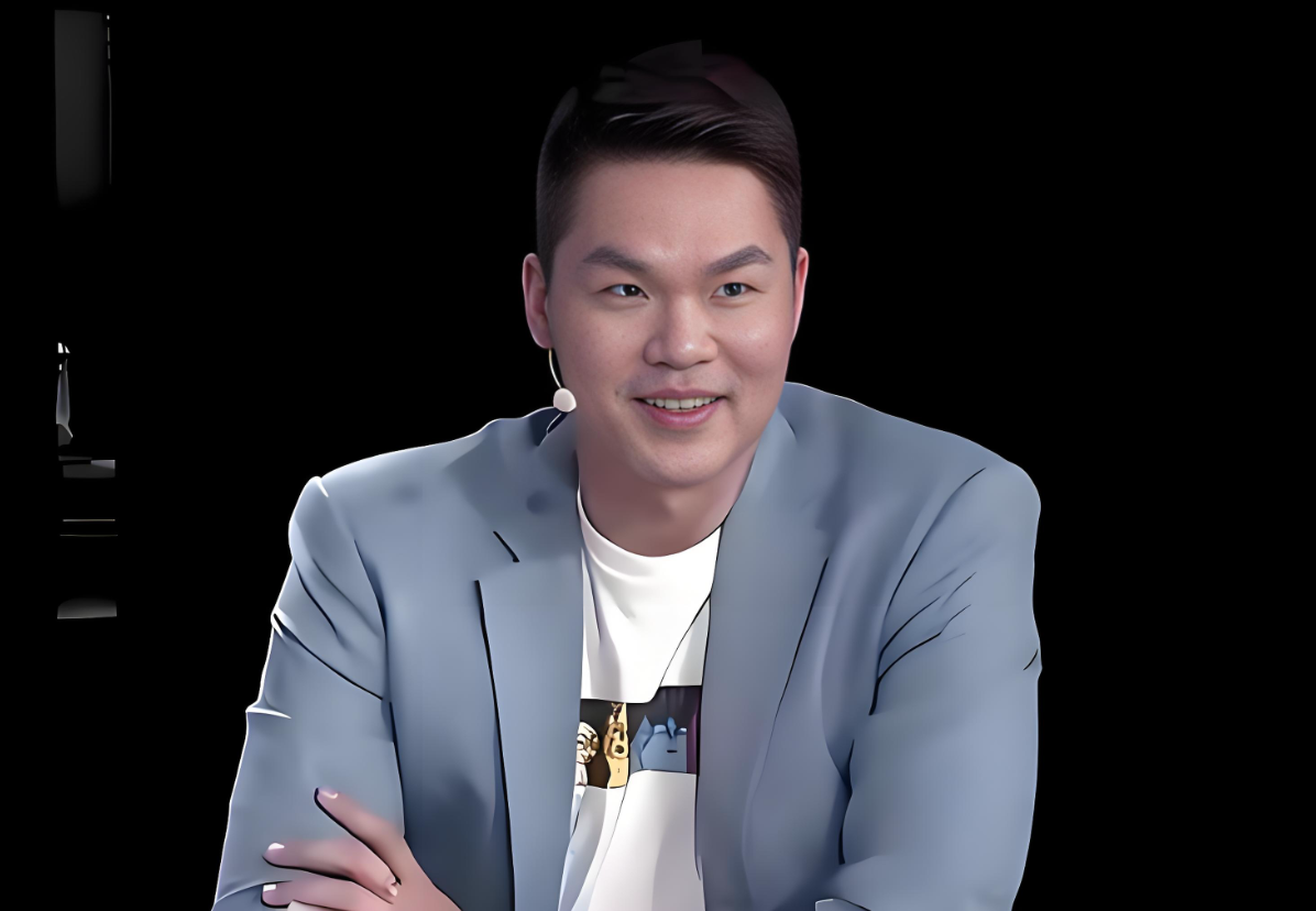 开云-忍无可忍！关辛透露朱芳雨要补强内线，广东队将引进2米15大中锋